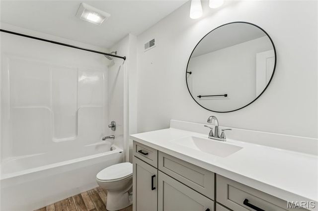 617 Tea Olive Boulevard, O'fallon, IL 62269