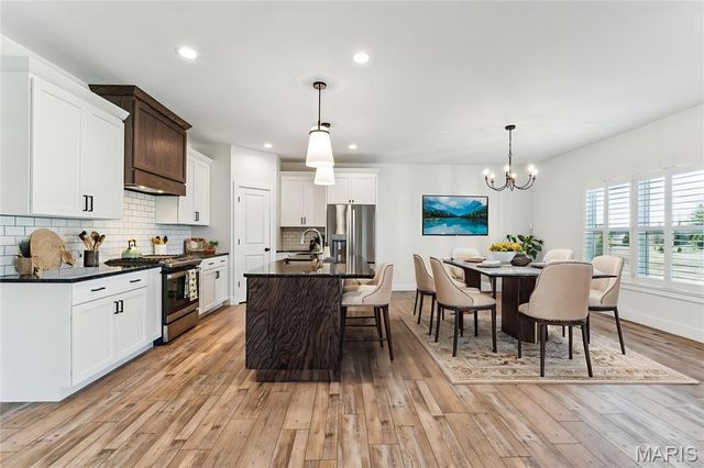 617 Tea Olive Boulevard, O'fallon, IL 62269