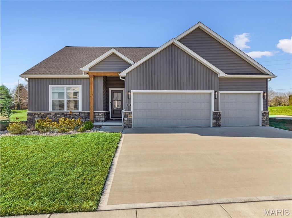 617 Tea Olive Boulevard, O'fallon, IL 62269