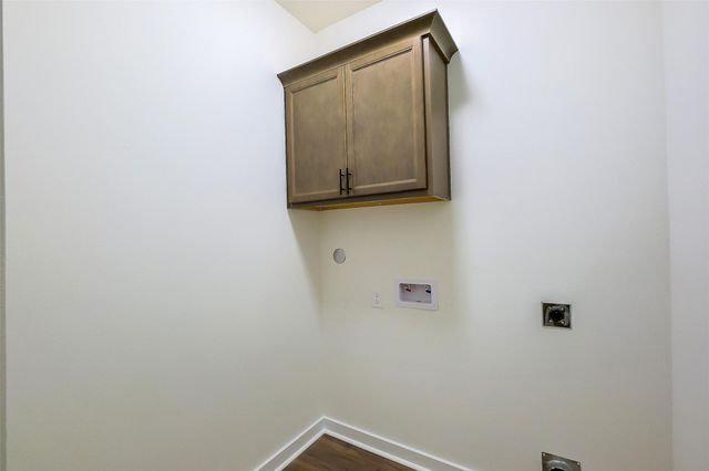 818 Countryside Glade Lane, Bonney, TX 77583