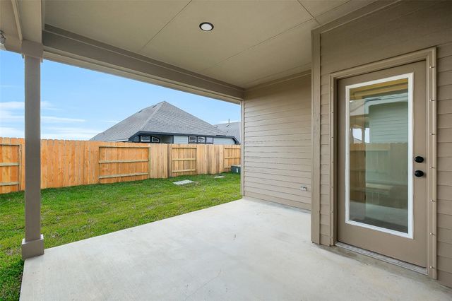 818 Countryside Glade Lane, Bonney, TX 77583