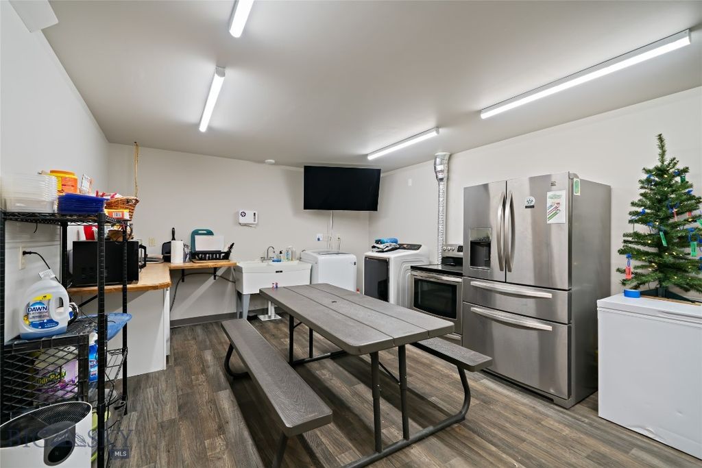 7795 Thorpe Road, Bozeman, MT 59718 photo 11