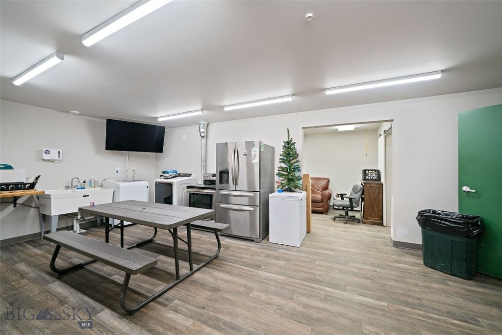 7795 Thorpe Road, Bozeman, MT 59718 photo 13