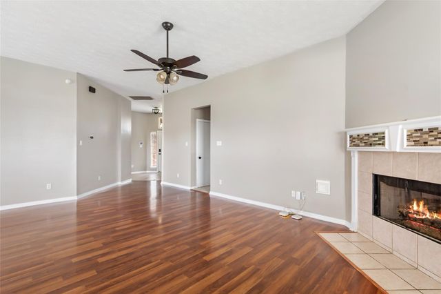 7507 Omaha Drive, Baytown, TX 77521