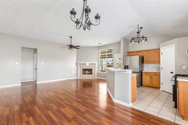 7507 Omaha Drive, Baytown, TX 77521