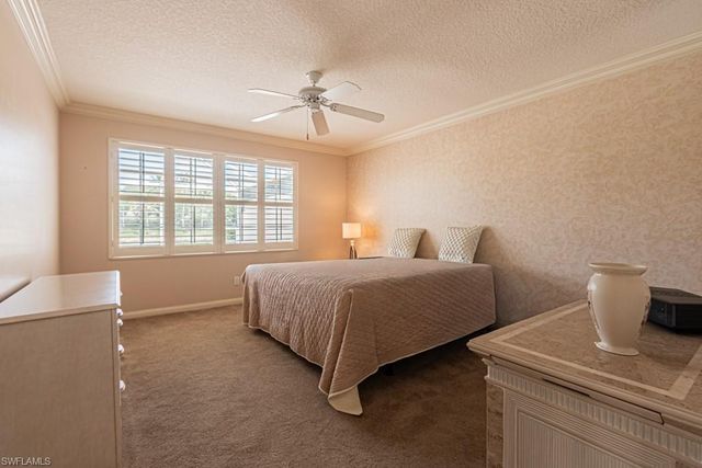 3153 Andorra CT, Naples, FL 34109