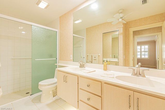 3153 Andorra CT, Naples, FL 34109