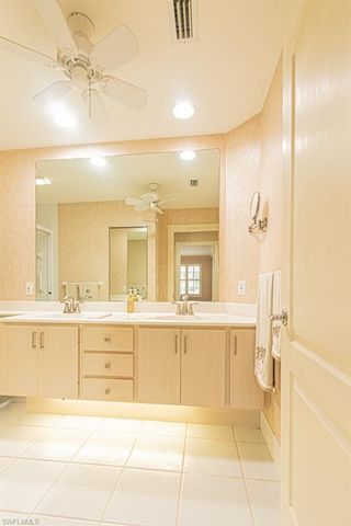 3153 Andorra CT, Naples, FL 34109