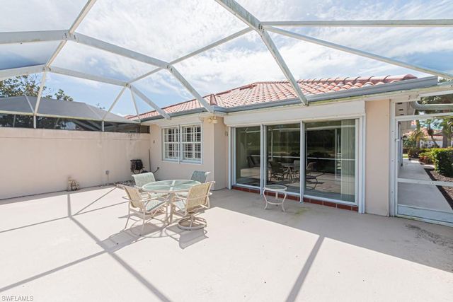 3153 Andorra CT, Naples, FL 34109