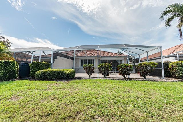 3153 Andorra CT, Naples, FL 34109