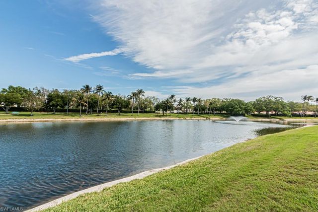 3153 Andorra CT, Naples, FL 34109