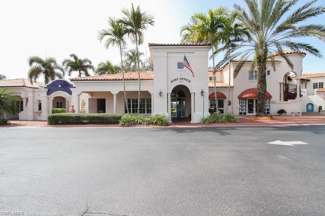 3153 Andorra CT, Naples, FL 34109