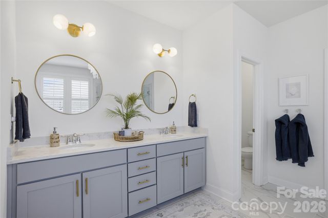 12516 Es Draper Drive, Huntersville, NC 28078