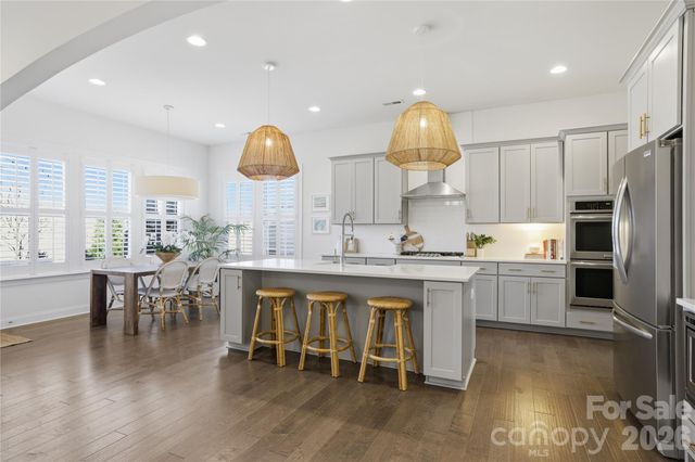 12516 Es Draper Drive, Huntersville, NC 28078