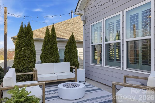 12516 Es Draper Drive, Huntersville, NC 28078