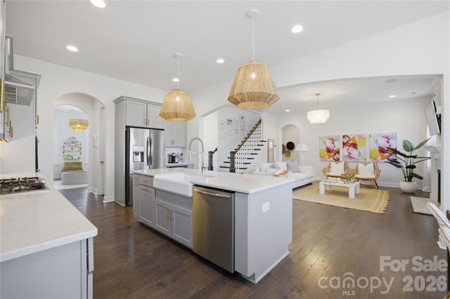 12516 Es Draper Drive, Huntersville, NC 28078