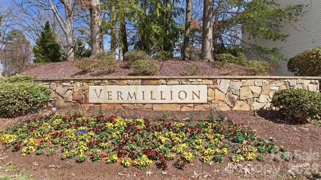 12516 Es Draper Drive, Huntersville, NC 28078