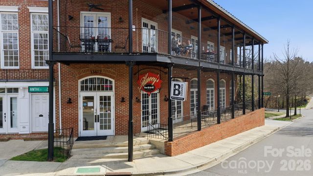 12516 Es Draper Drive, Huntersville, NC 28078