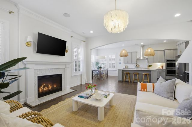 12516 Es Draper Drive, Huntersville, NC 28078