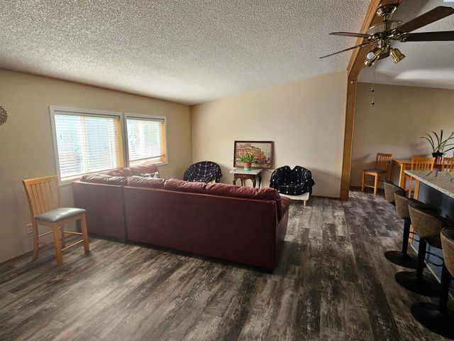 623 Lonetree Lane, Richland, WA 99352