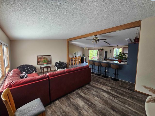 623 Lonetree Lane, Richland, WA 99352