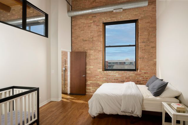 1750 N Wolcott Avenue 405, Chicago, IL 60622