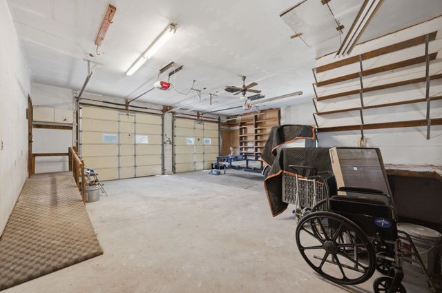 2343 S Crest St, Wichita, KS 67207