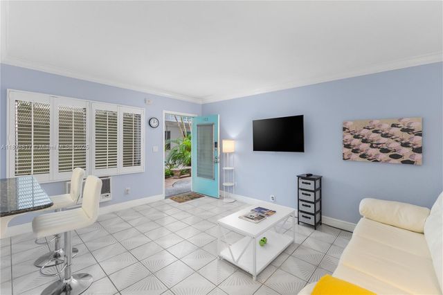 350 Collins Ave 103, Miami Beach, FL 33139