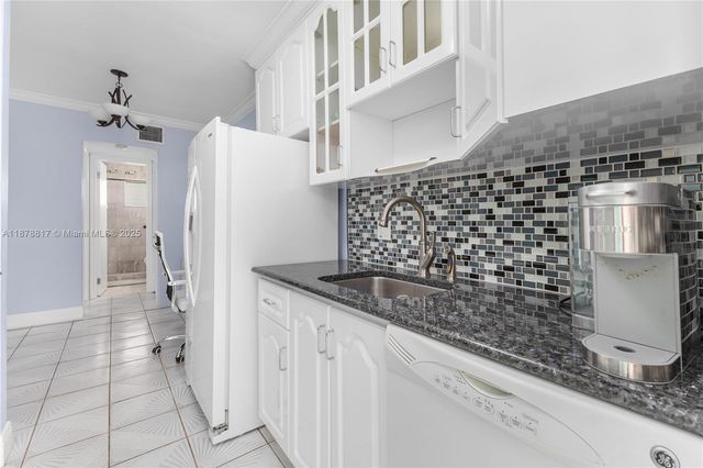 350 Collins Ave 103, Miami Beach, FL 33139