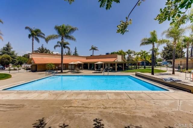 525 W El Norte Parkway 10, Escondido, CA 92026