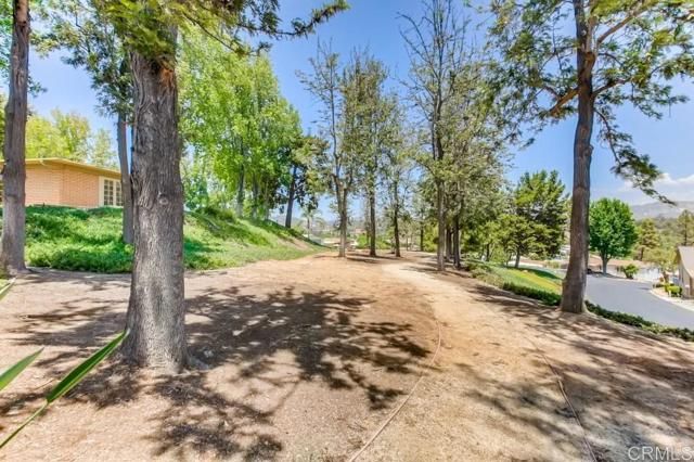 525 W El Norte Parkway 10, Escondido, CA 92026