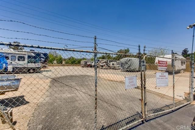 525 W El Norte Parkway 10, Escondido, CA 92026