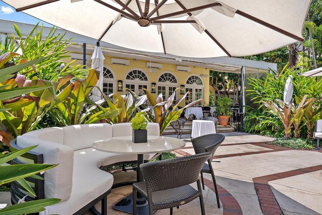 301 Australian Avenue 301, Palm Beach, FL 33480