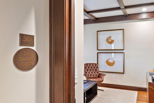 301 Australian Avenue 301, Palm Beach, FL 33480