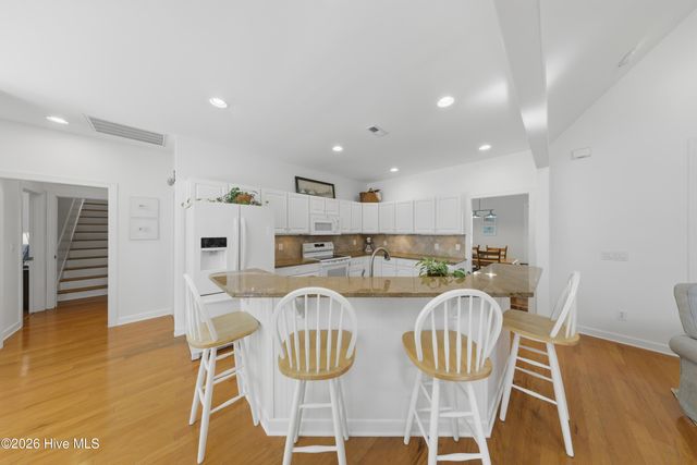 3543 Beaver Creek Drive SE, Southport, NC 28461