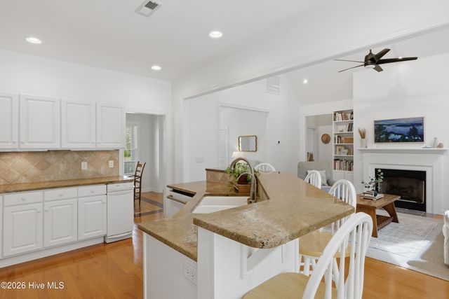 3543 Beaver Creek Drive SE, Southport, NC 28461