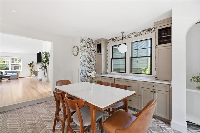 2 Hazelwood Dr, Hingham, MA 02043