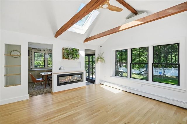 2 Hazelwood Dr, Hingham, MA 02043