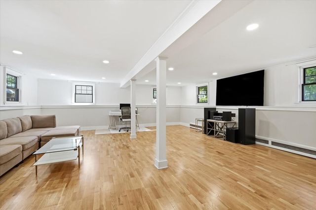 2 Hazelwood Dr, Hingham, MA 02043
