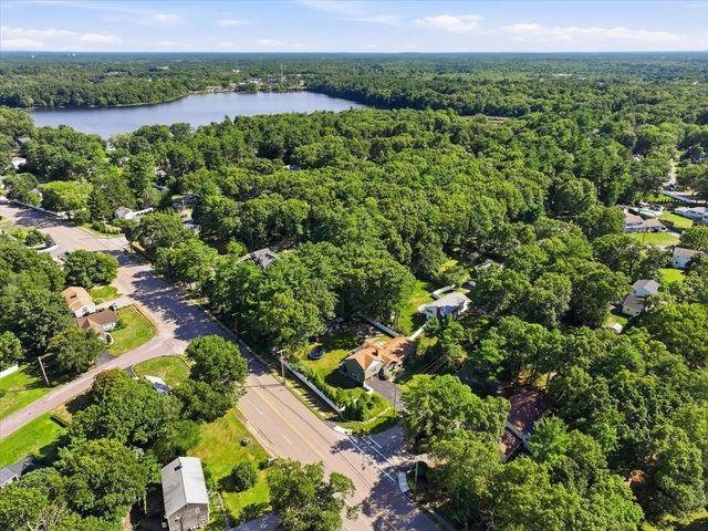 2 Hazelwood Dr, Hingham, MA 02043