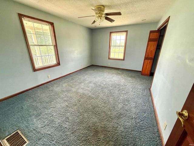 7360 S 1150 E, Upland, IN 46989