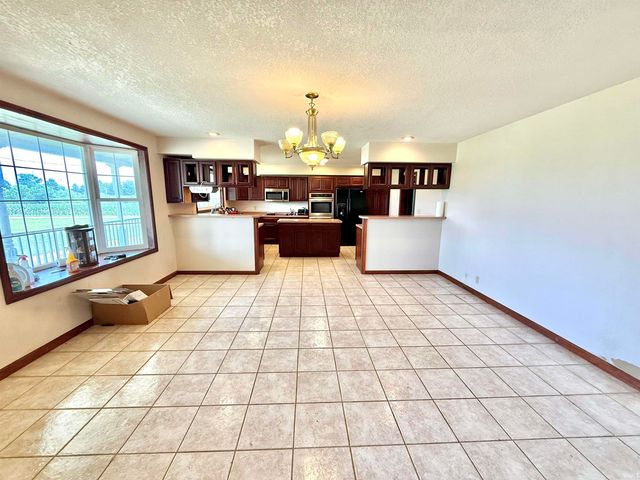 7360 S 1150 E, Upland, IN 46989