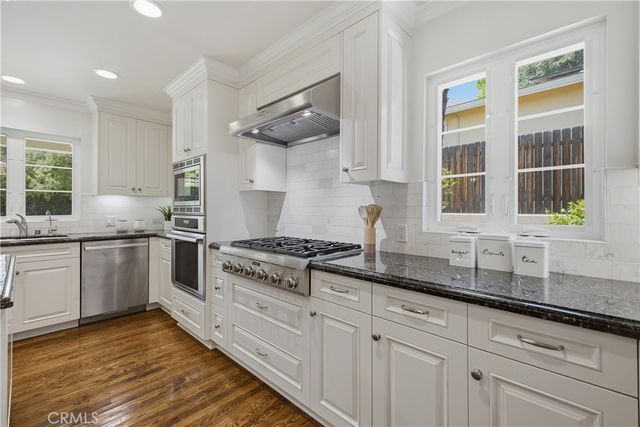 2011 Canyon Road, Arcadia, CA 91006