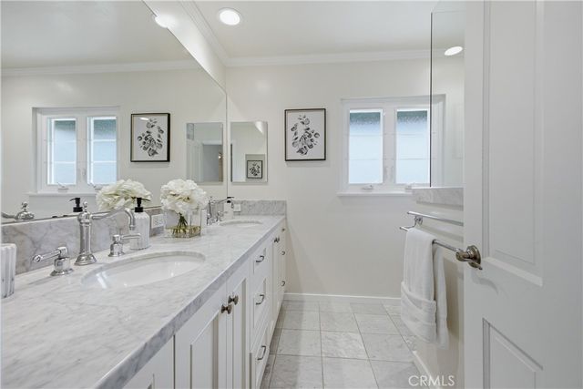 2011 Canyon Road, Arcadia, CA 91006