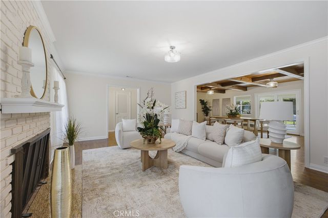 2011 Canyon Road, Arcadia, CA 91006