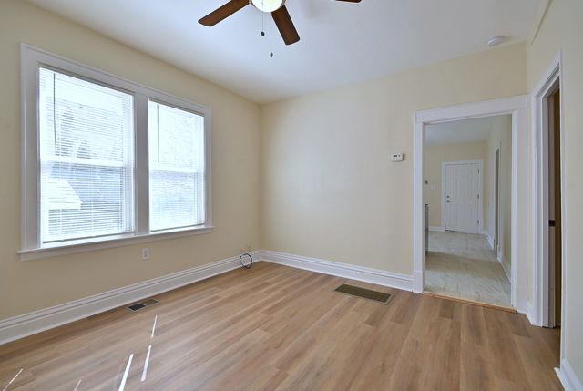 8602 S MUSKEGON Avenue 1R, Chicago, IL 60617