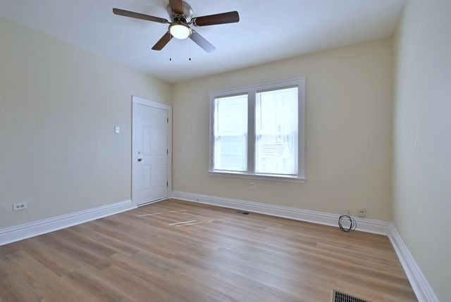 8602 S MUSKEGON Avenue 1R, Chicago, IL 60617