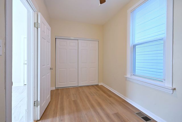 8602 S MUSKEGON Avenue 1R, Chicago, IL 60617