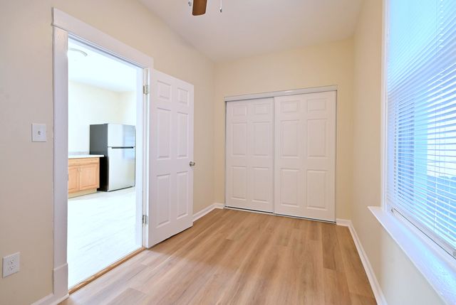 8602 S MUSKEGON Avenue 1R, Chicago, IL 60617