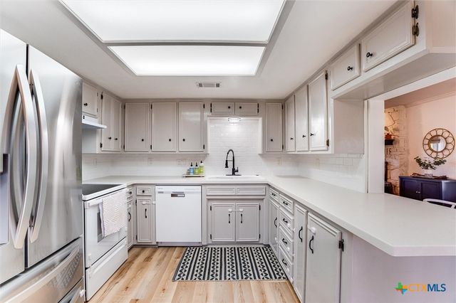 532 Hill Country Trail, Wimberley, TX 78676